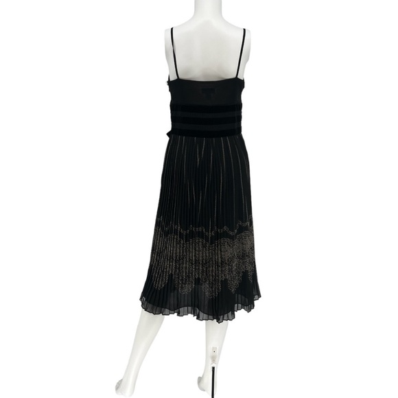 Loft Ann Taylor Black Pleated Cocktail Dress Size 4 - Picture 4 of 9
